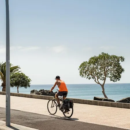 Playamar شقة فندقية 4*